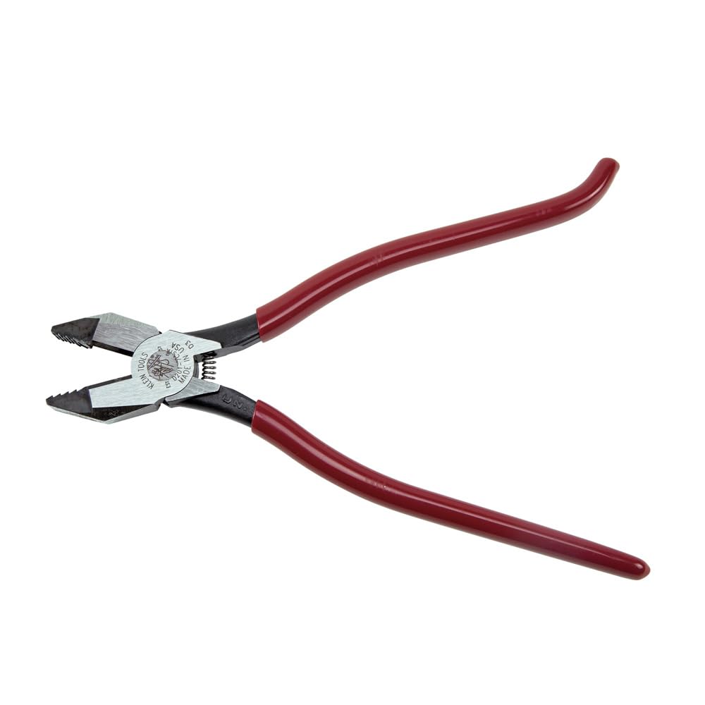 Klein Tools D201-7CSTA linesman pliers teeth closeup for strong twisting grip.