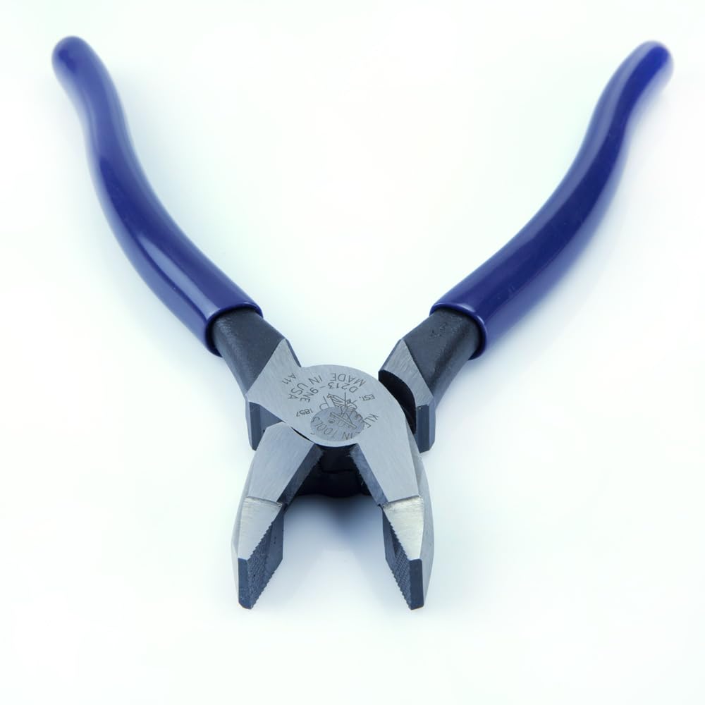 Klein Tools D213-9NE induction-hardened knives for longevity