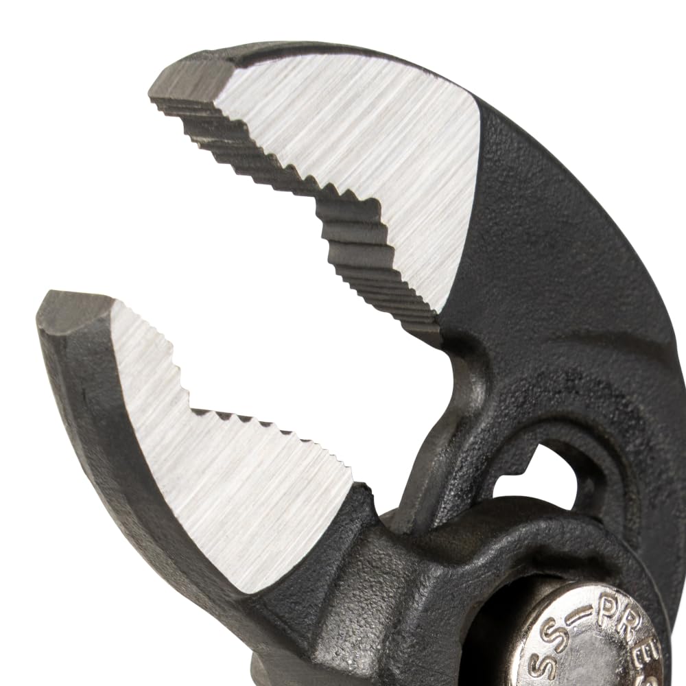 Klein Tools D5053BKIT full set displayed on a workbench