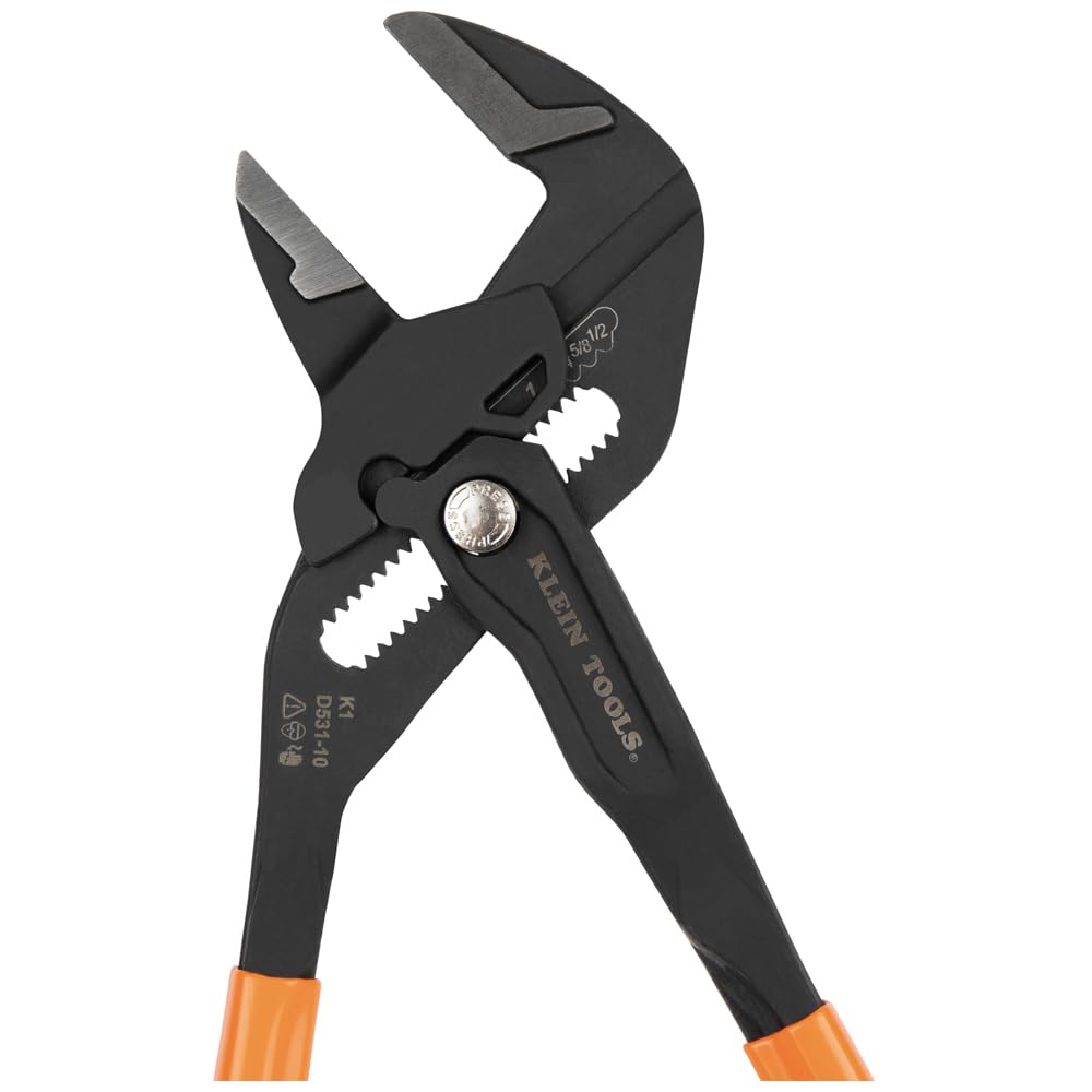 Durable construction of Klein Tools D53102KIT for professional use