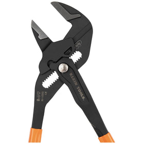 Durable construction of Klein Tools D53102KIT for professional use