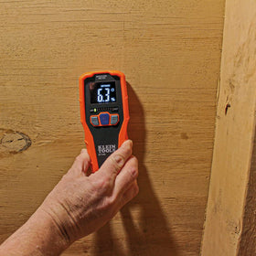 Klein Tools ET140 EMF-based detection reads moisture noninvasively.