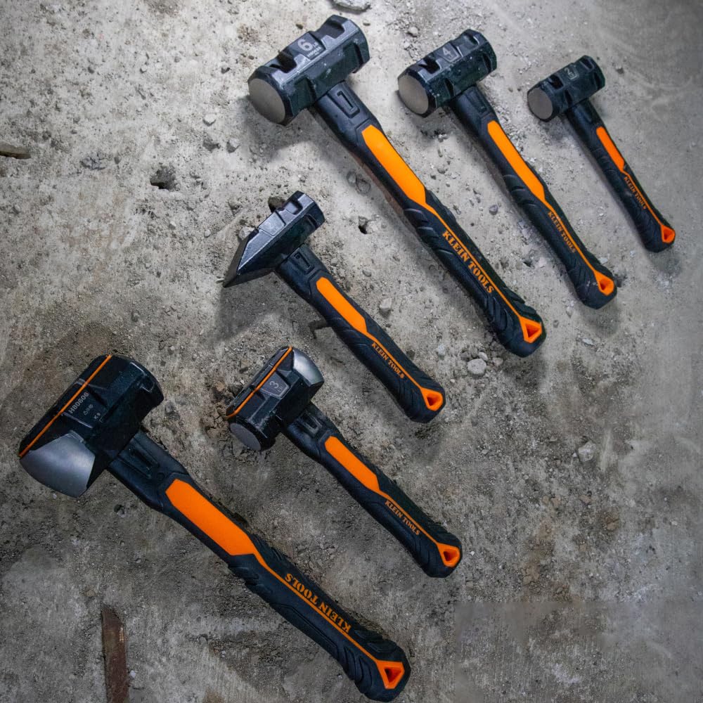 Klein Tools H80602 sledge hammer with lanyard hole helps secure it in elevated workspaces.