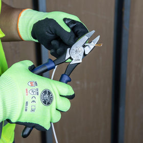 Klein Tools J213-9NE cross-hatched jaws for secure grip