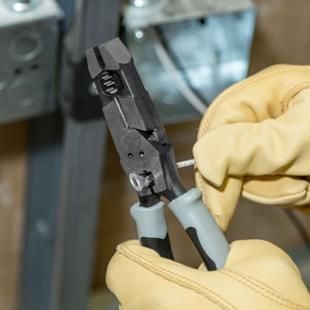 Induction hardened knives provide superior cutting power on hard wire