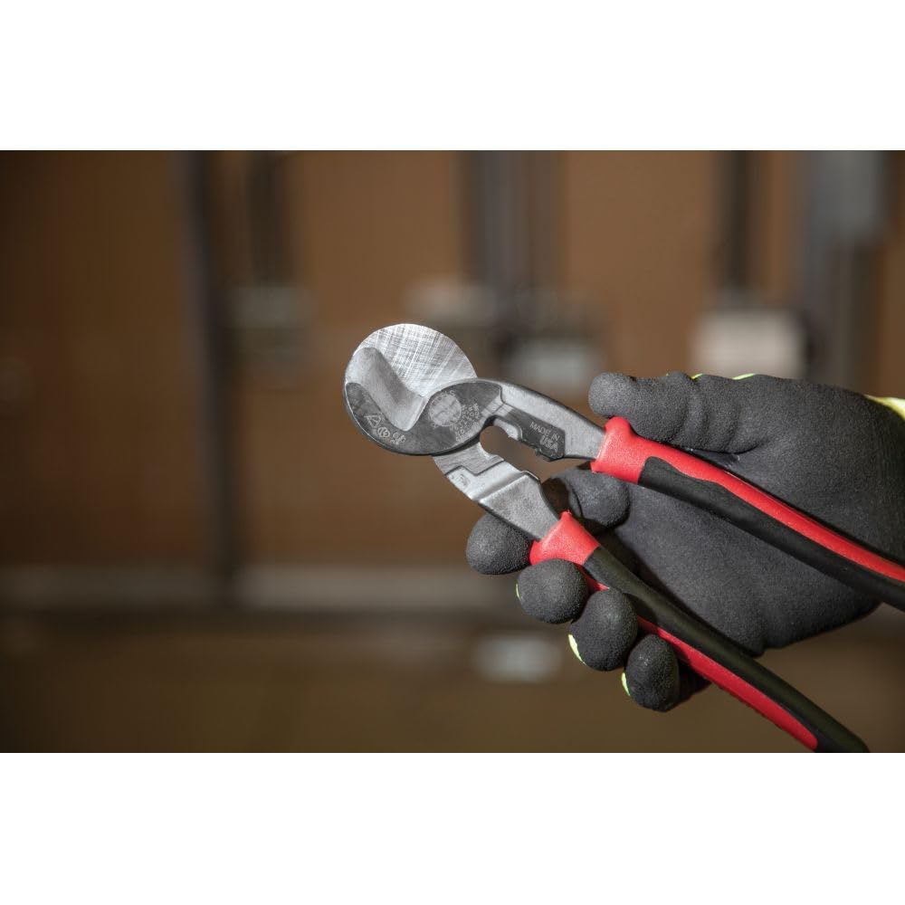 Klein Tools J63225N journeyman handles offer durable grip during extended use
