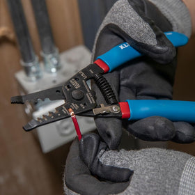 Klein-Kurve screw-shearing holes for 6-32 and 8-32 screws.