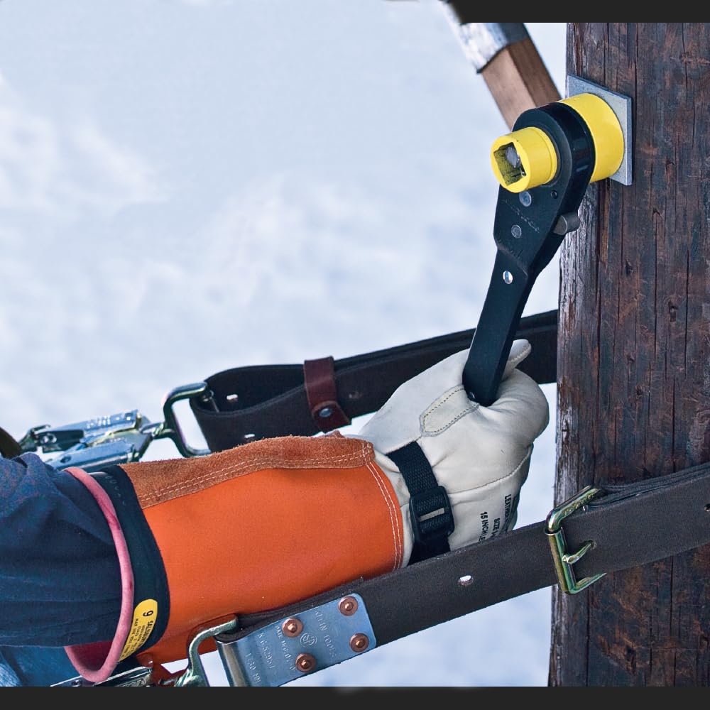 KT155T bright-yellow socket improves visibility on busy job sites.