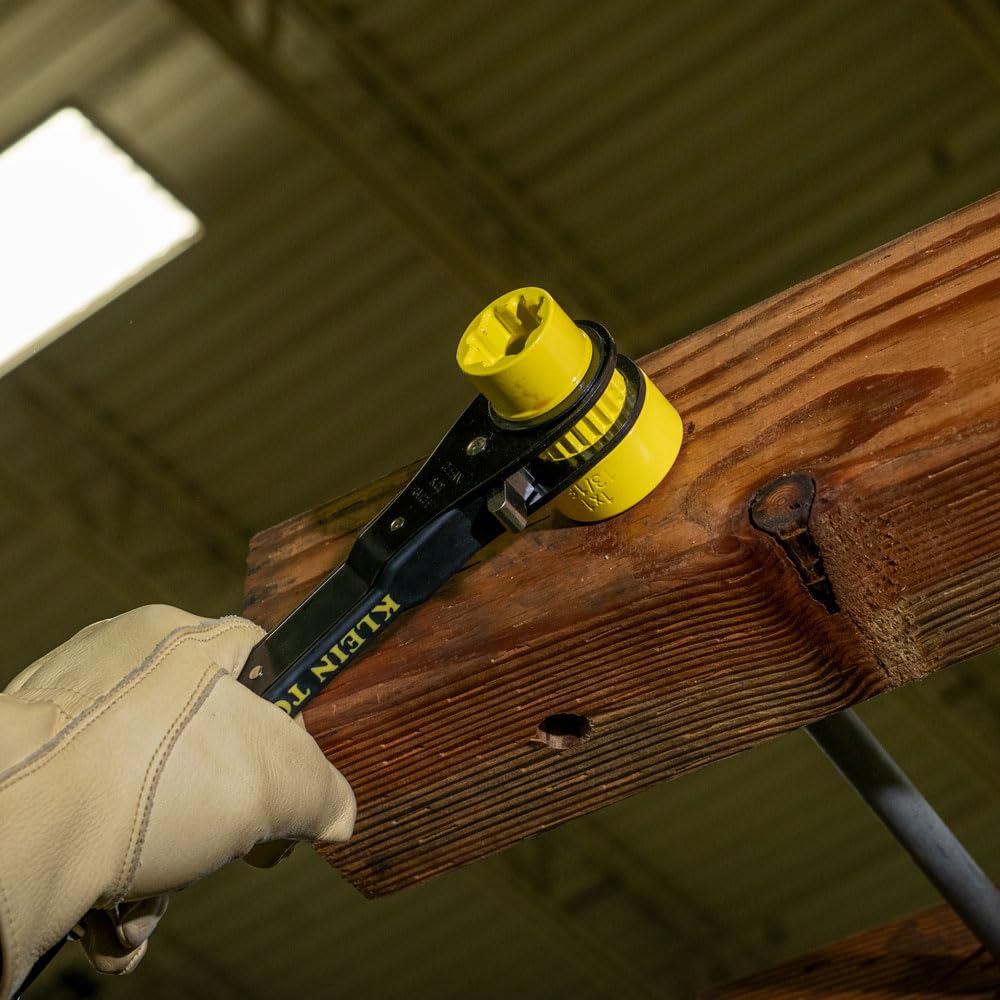 Ratcheting action speeds turning with Klein Tools KT155T.