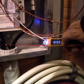 Klein Tools NCVT-4IR detects 12–1000 V AC for on-site safety checks.