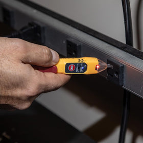 Klein Tools NCVT2P pocket clip design enables easy access.