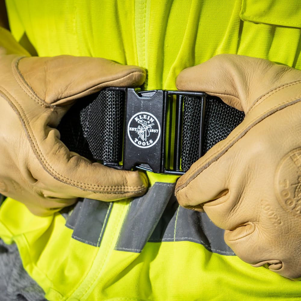 Klein Tools PowerLine belt with tunnel-loop pouches attached on work belt
