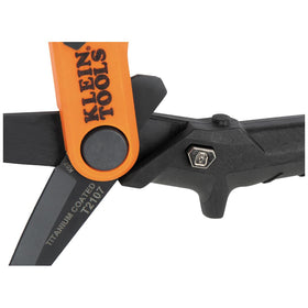 Klein Tools T2107 ambidextrous grips for comfortable use