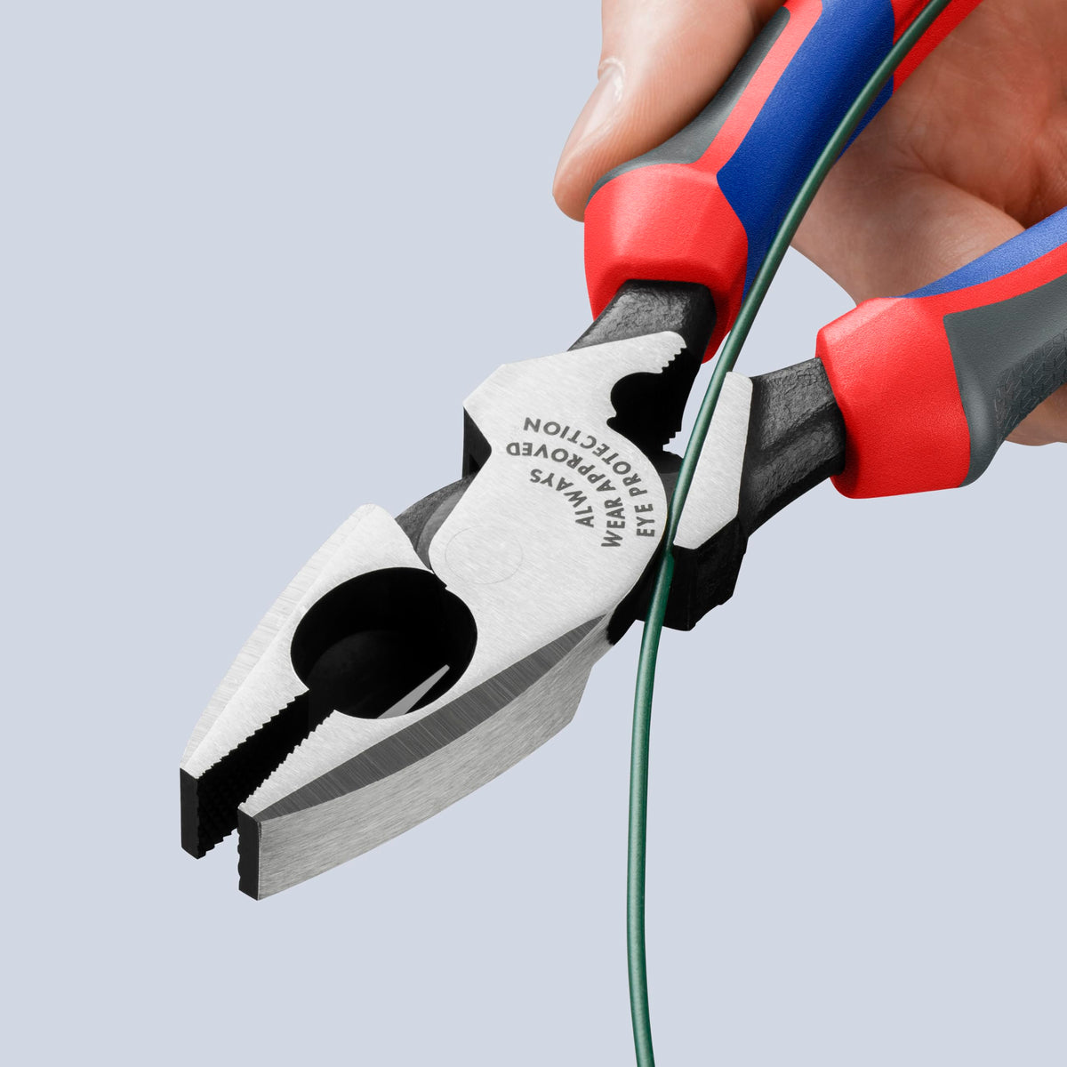 KNIPEX 09 12 240 universal crimping point below the joint