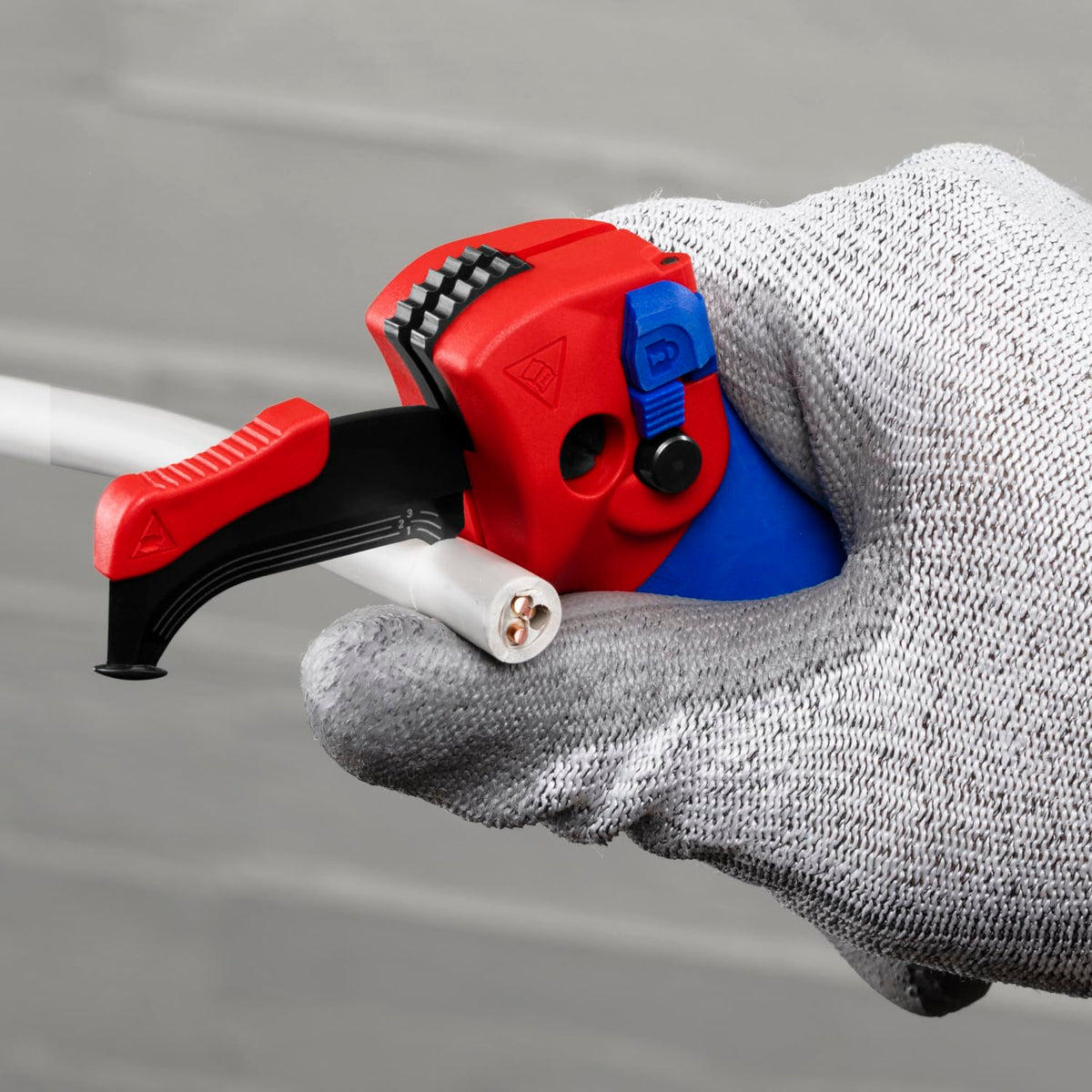 KNIPEX 16 50 145 SBA blade close-up highlighting replaceable edge.