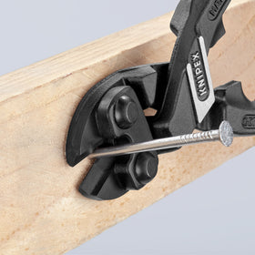 KNIPEX 71 32 200 built-in spring and lock for easy transport