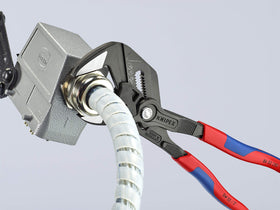 KNIPEX 86 02 250 with button adjustment for quick width changes