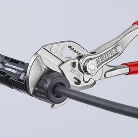KNIPEX 86 03 125 smooth jaws close-up preventing marring on chrome surfaces.