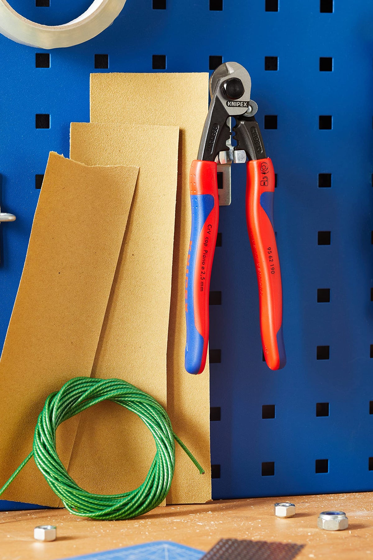 KNIPEX wire rope cutters with slim grip for comfortable use