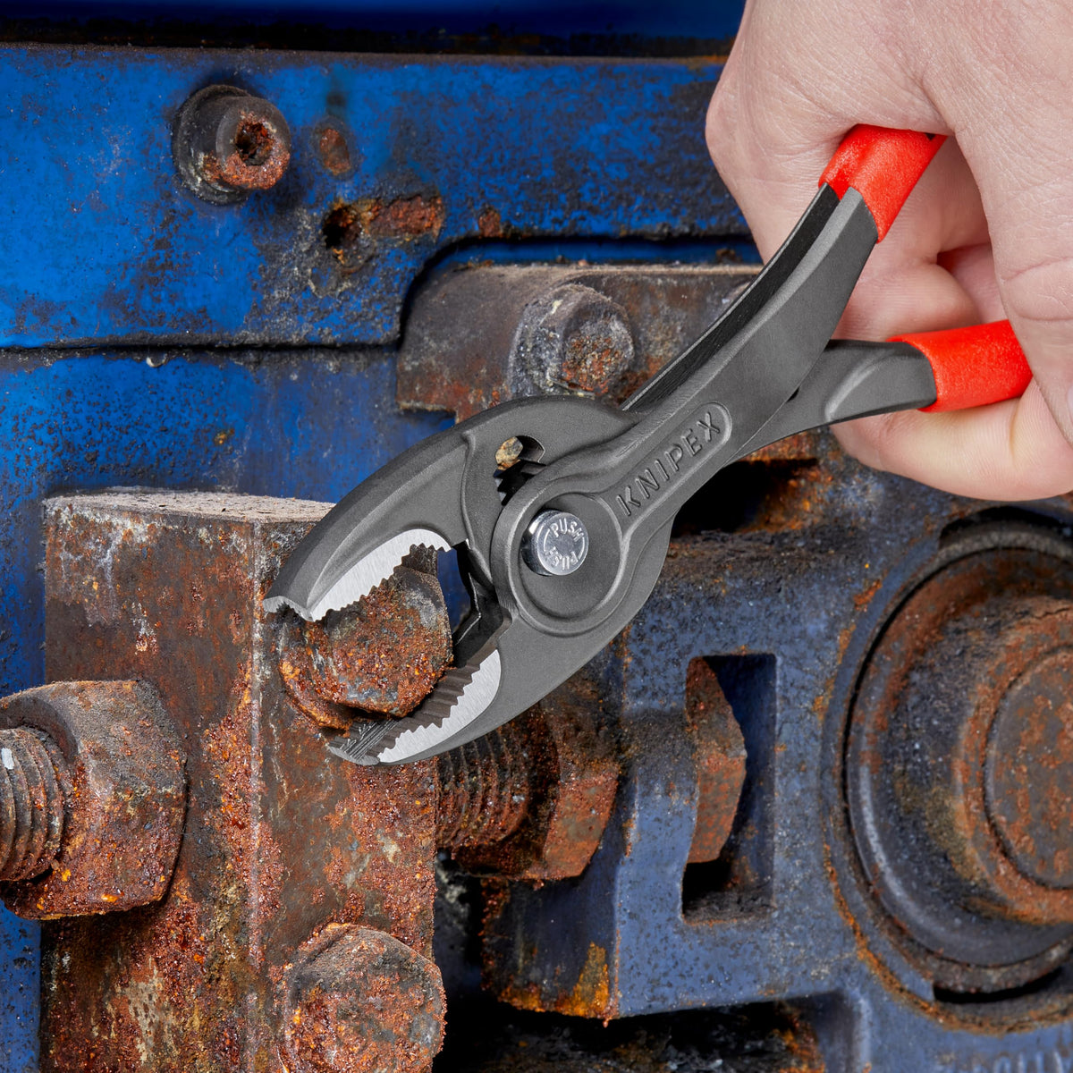KNIPEX 3 piece set self-locking design prevents slipping on workpiece