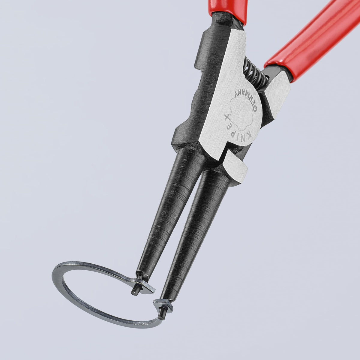 KNIPEX non-slip tips provide confident grip and precise installs.