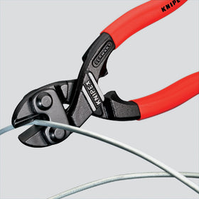 KNIPEX CoBolt 7101200 jaw closeup reveals induction-hardened edges for durable cuts