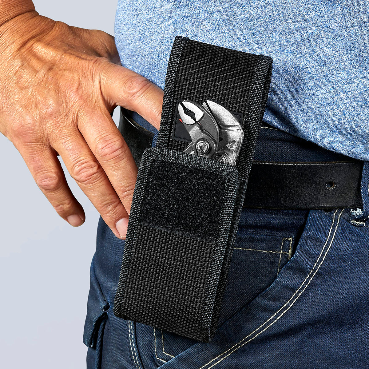 Knipex Cobra high-tech water pump pliers included for versatile gripping