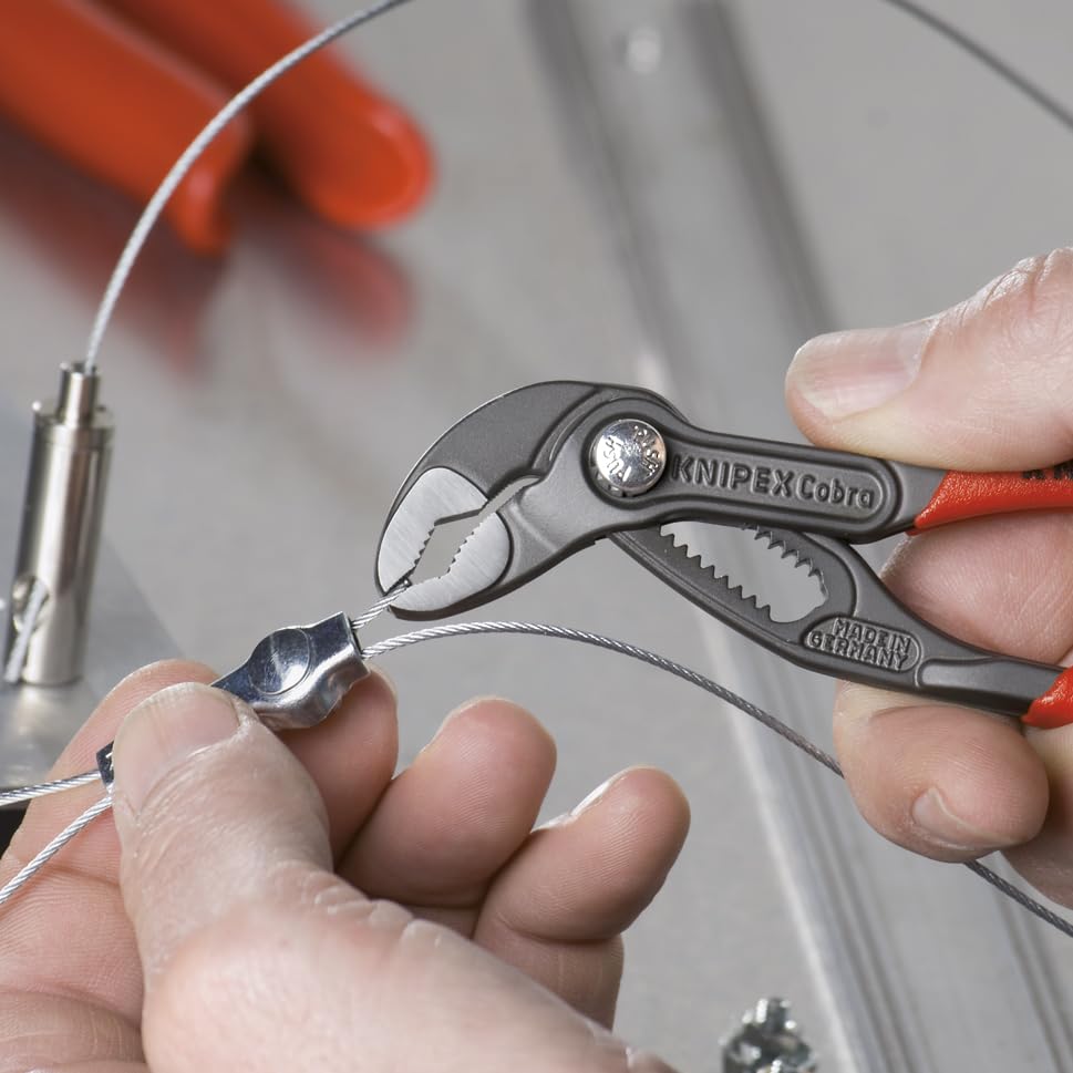 Knipex Cobra Pliers 87-01-180 gripping larger nuts and pipes