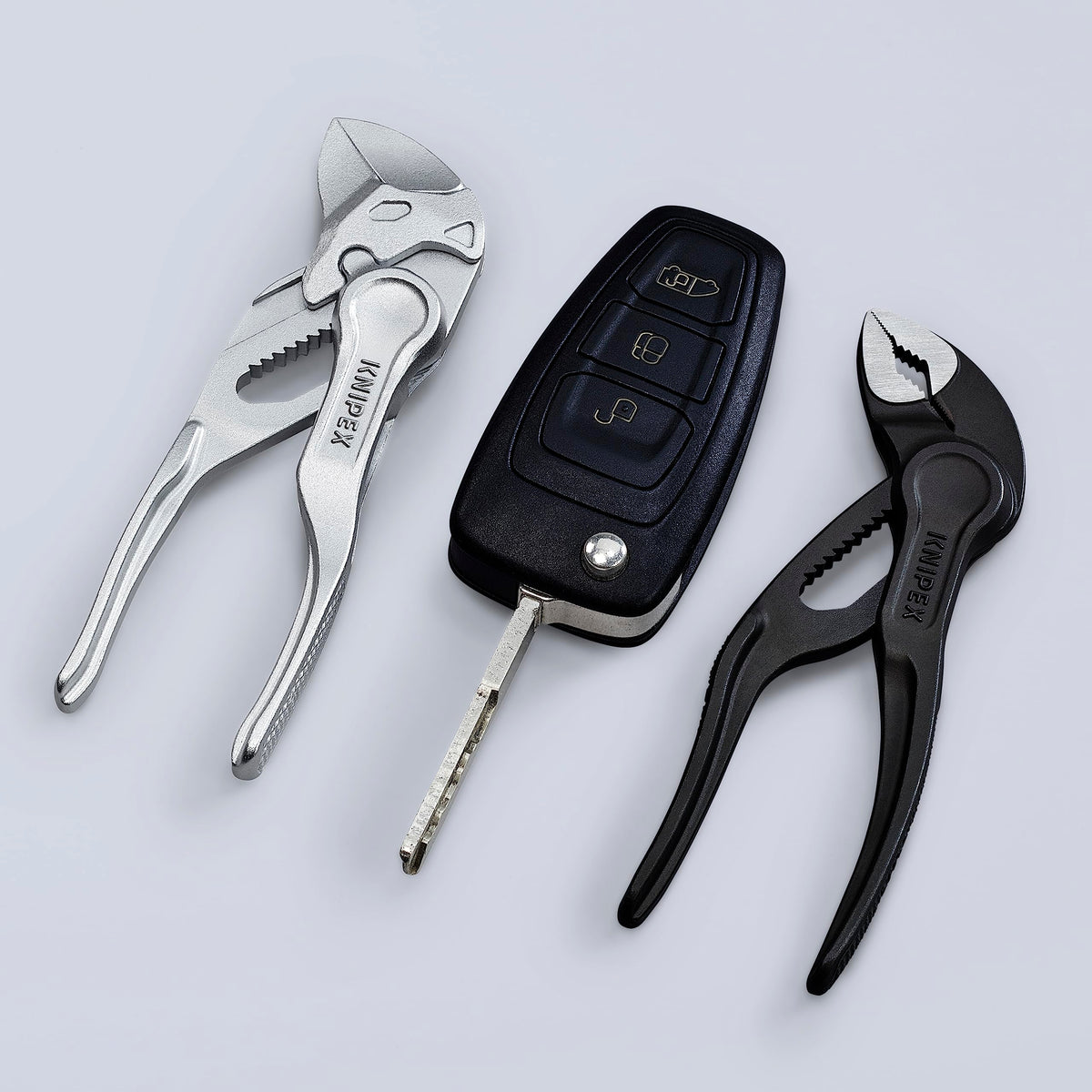 KNIPEX Cobra XS Water Pump Pliers compact grip in tight spaces.