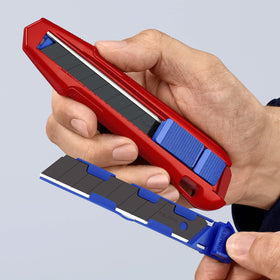 KNIPEX Cutix universal snap knife non-slip grip texture up close.