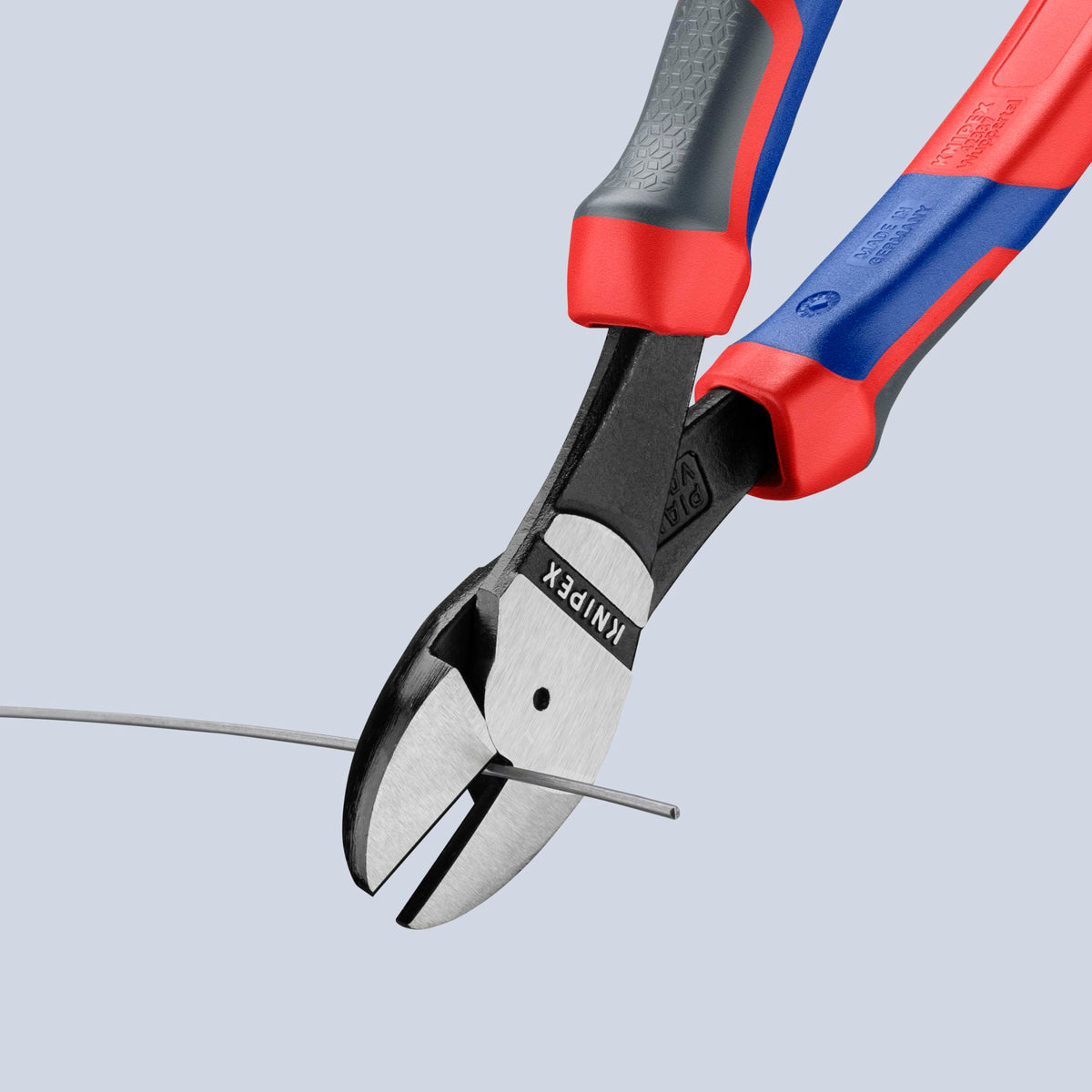 KNIPEX KPX7402200 cuts piano wire up to 2.5 mm.