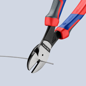 KNIPEX KPX7402200 cuts piano wire up to 2.5 mm.
