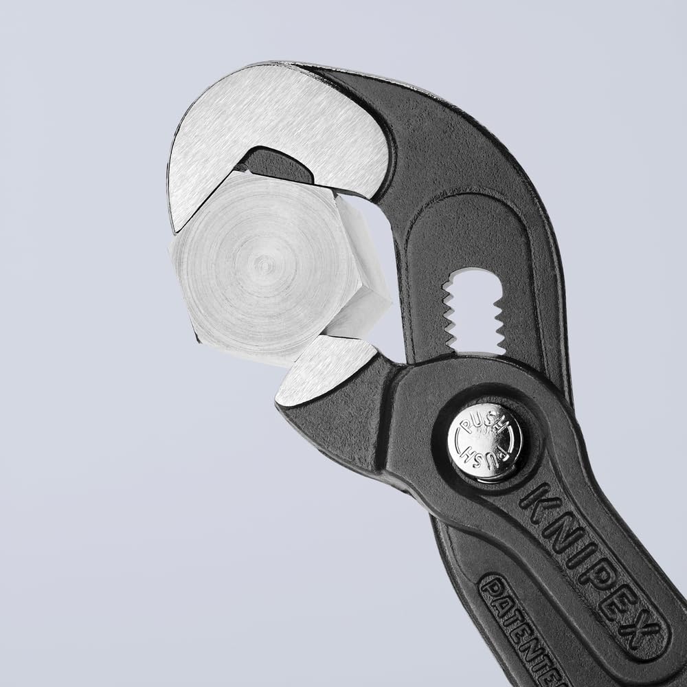 KNIPEX Raptor Pliers 8741250 jaw close-up shows durable jaws and finish.