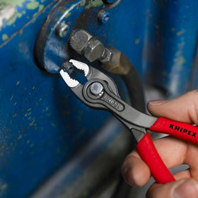 KNIPEX TwinGrip pliers hardened teeth at 61 HRC for solid gripping