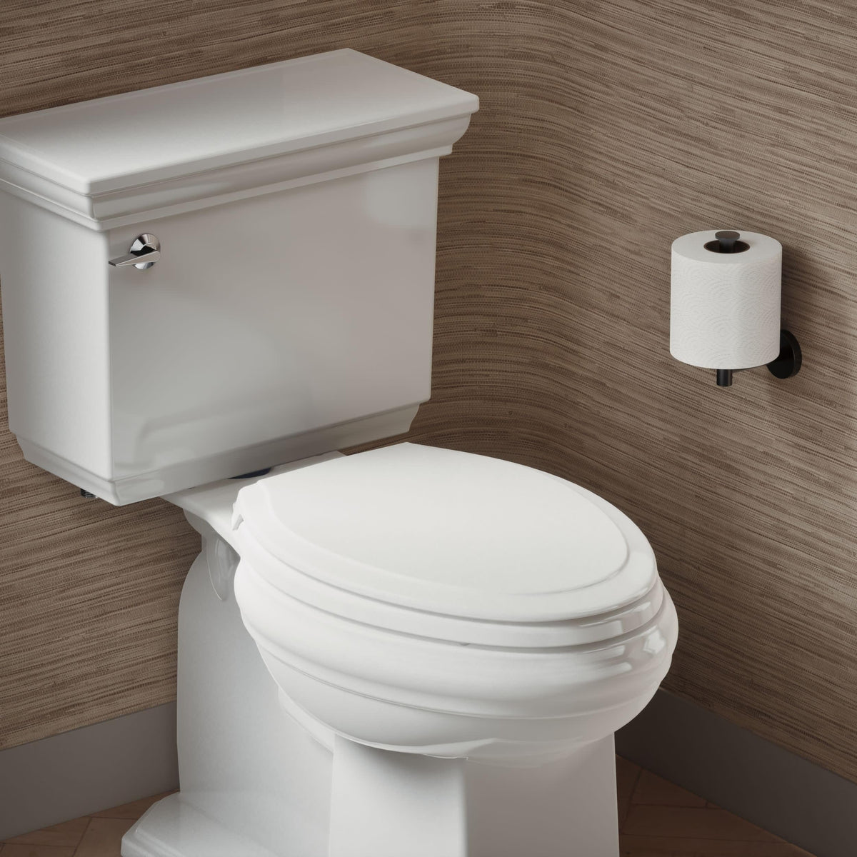 KOHLER Rutledge quiet-close lid demonstrates silent closing and soft support.