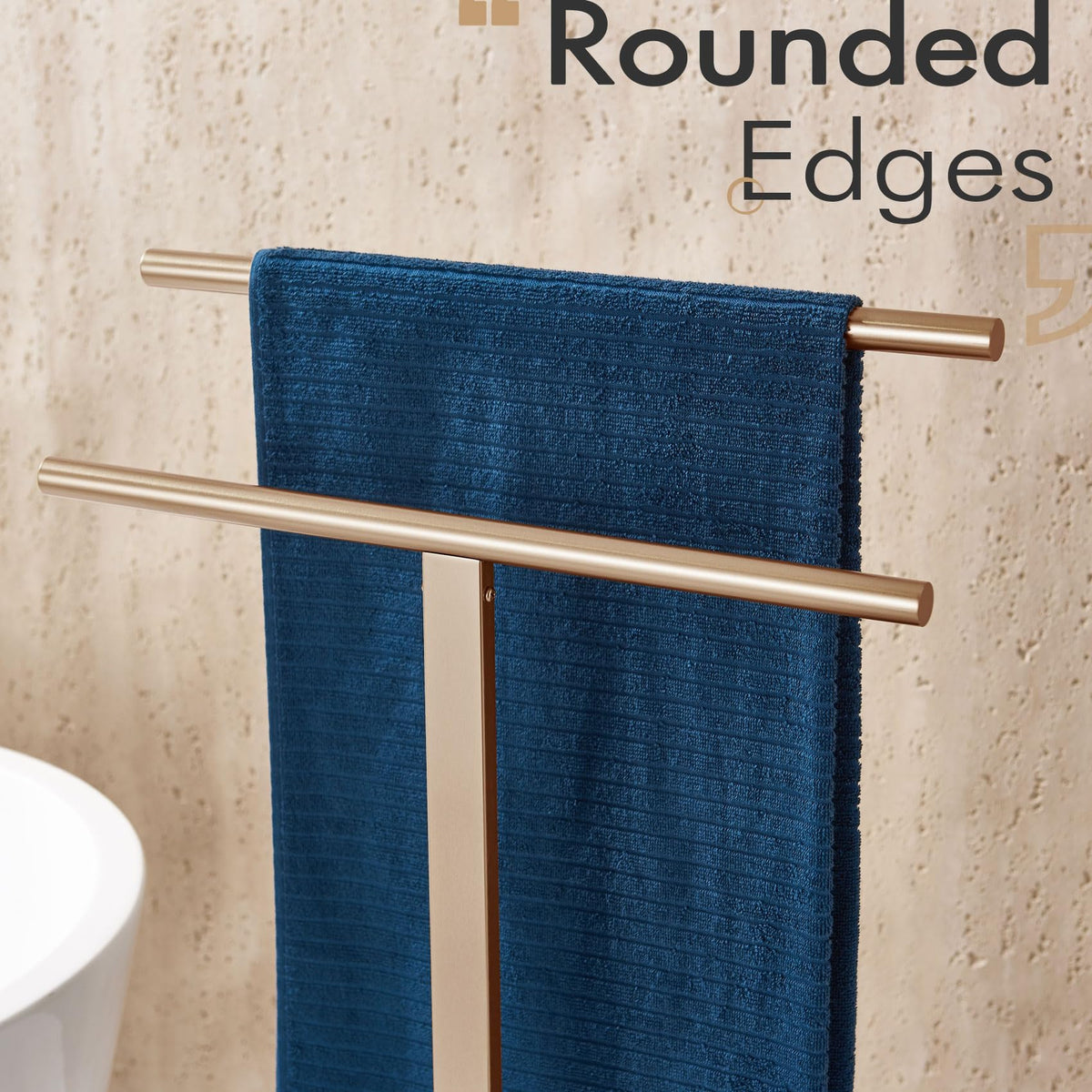 KOKOSIRI two-tier design keeps towels within easy reach.