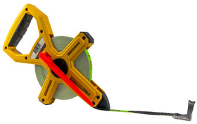 Komelon 6611 features a 100-foot blade for extended measurements on site
