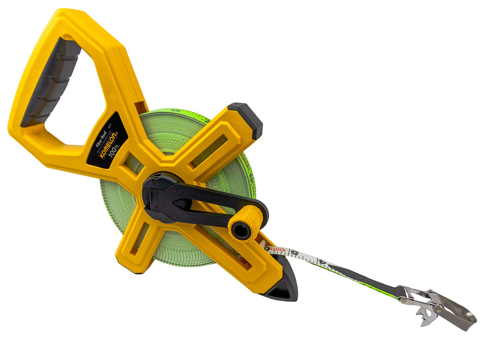 Komelon 6611 open-reel fiberglass tape measure enables long-range layouts