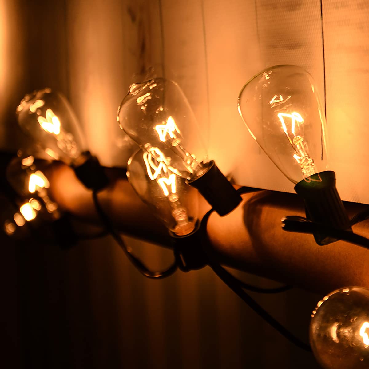 Konictom pergola garden lighting with ST38 bulbs.