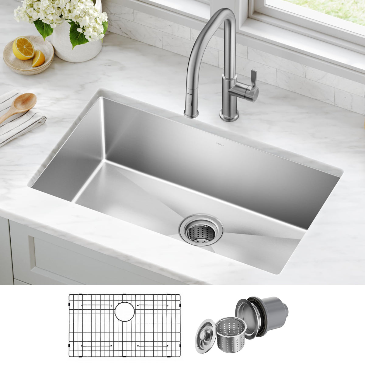 Kraus Standart PRO 30 bowl interior with rounded corners for easy cleaning.