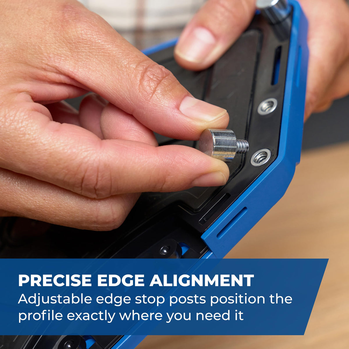 Kreg PRS1000 large handle provides confident control while guiding