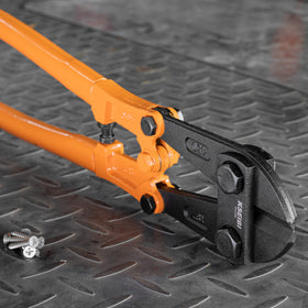 KSEIBI 24-inch bolt cutter features an ergonomic soft grip.
