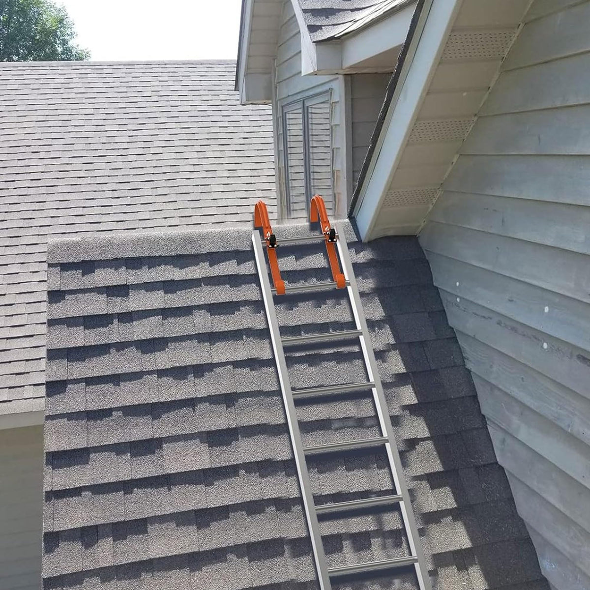 Kunzye heavy duty steel construction withstands outdoor use