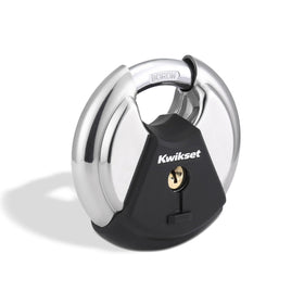 Kwikset Discus padlock with polished stainless body provides weather resistance and quick cleaning.