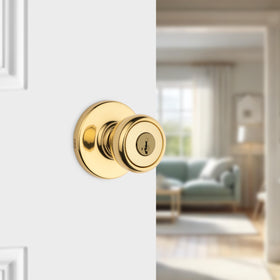 Kwikset Tylo keyed exterior handle for easy home access.