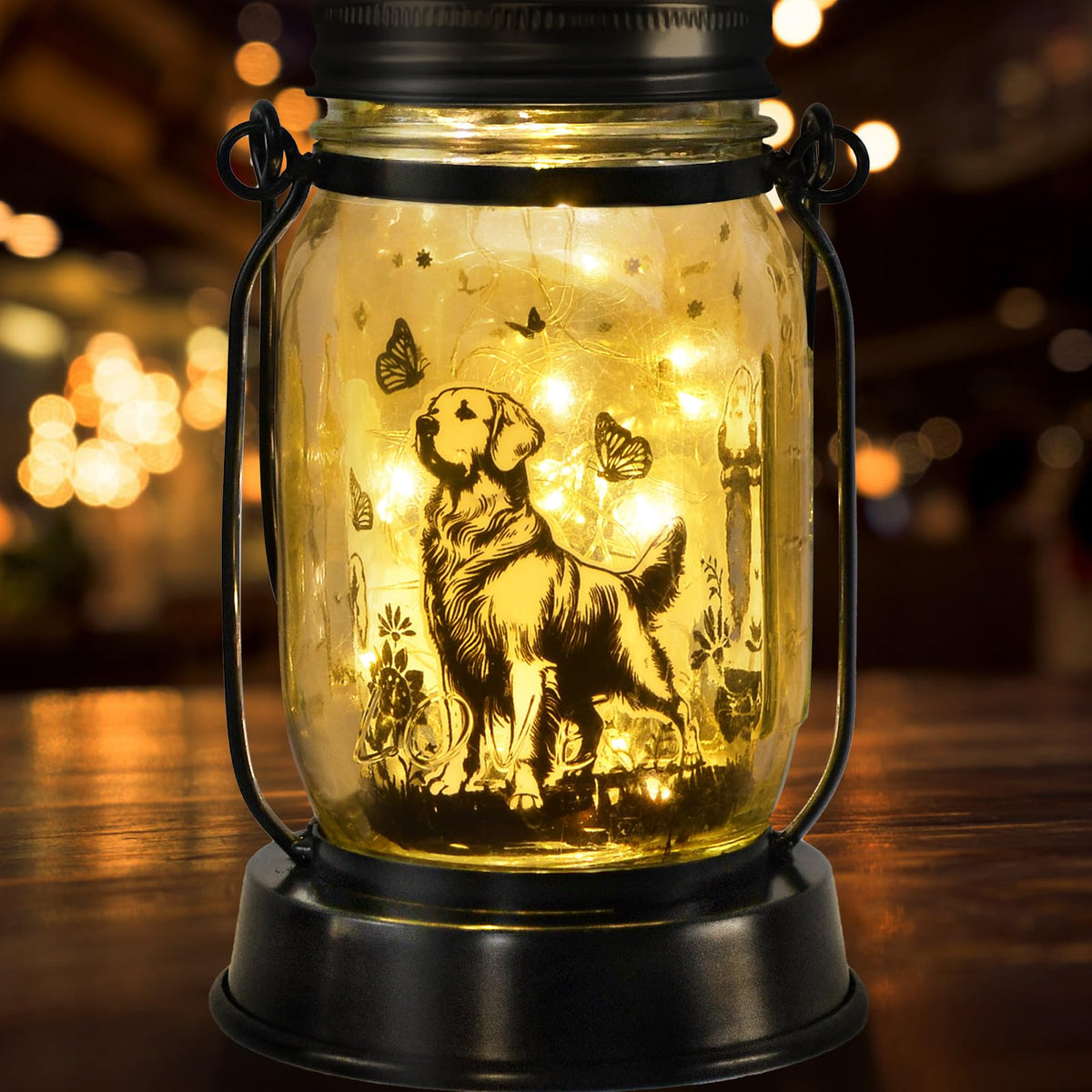 Kyoryuger Sun-Charged Garden Light creates inviting outdoor scenes