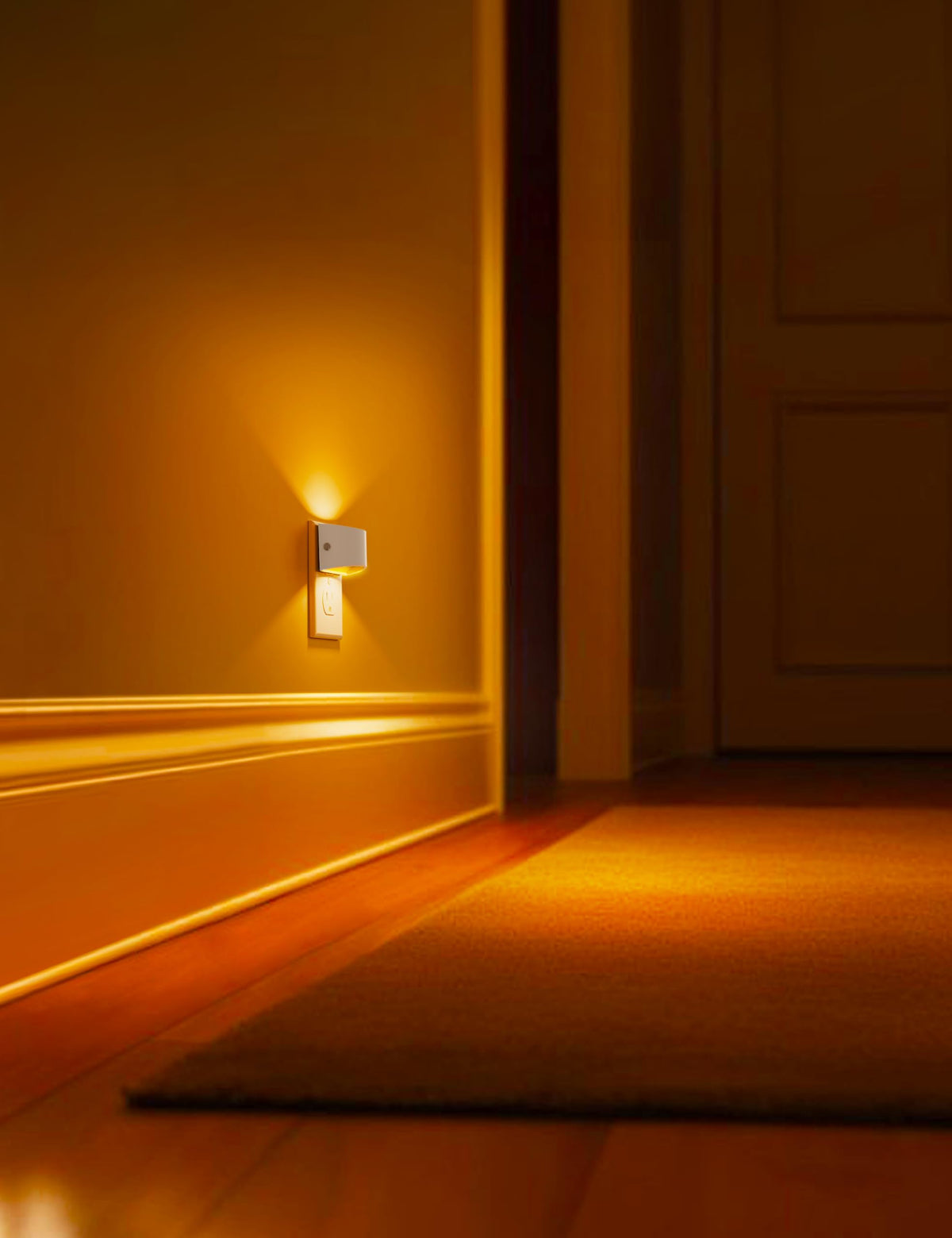 L LOHAS LED compact design keeps outlets free for other devices.