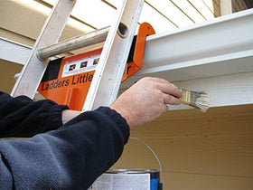 Ladder's Little Helper lightweight build is easy to carry and set up.