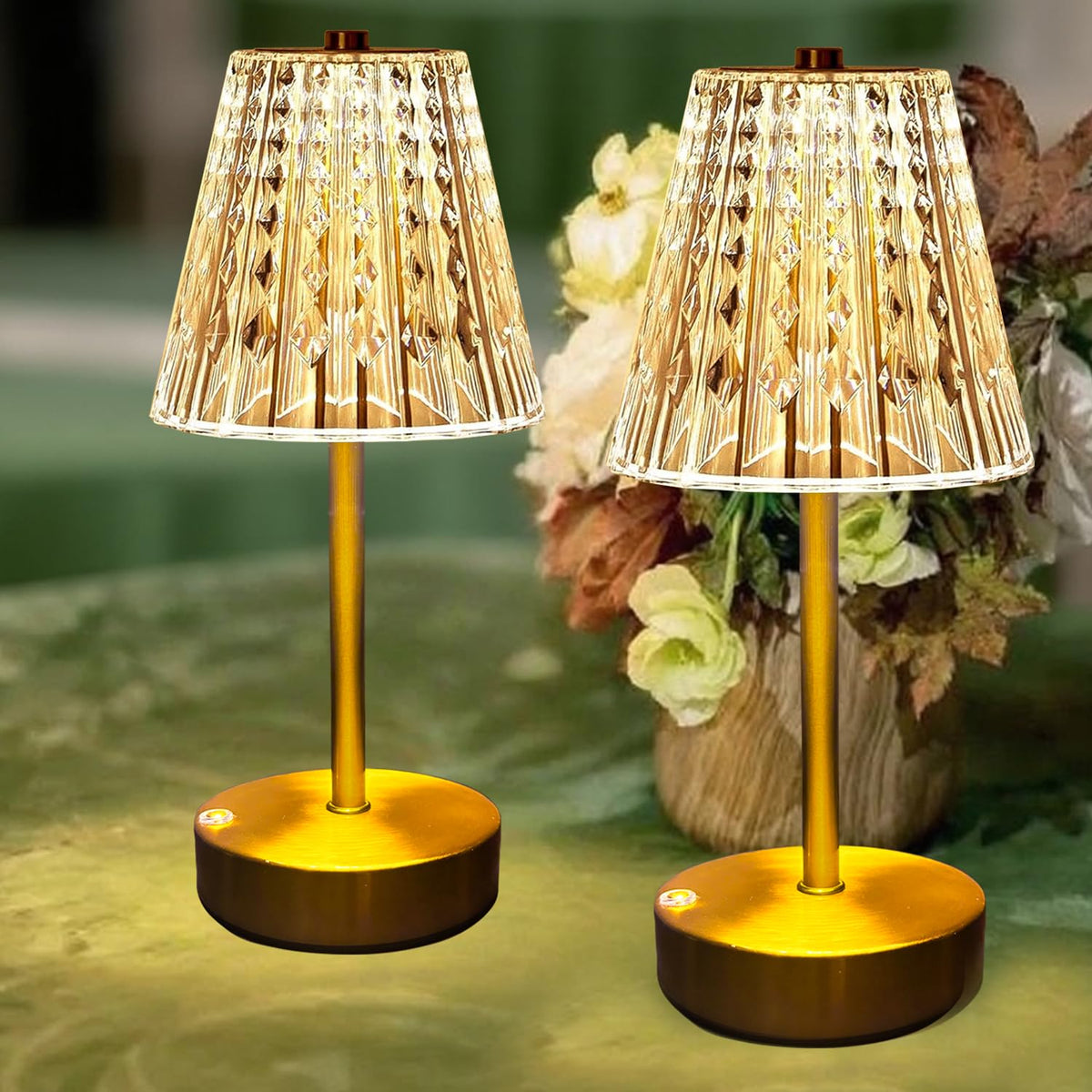 LamparaDecor set of 2 rechargeable lamps in brushed brass for ambient dining room lighting.