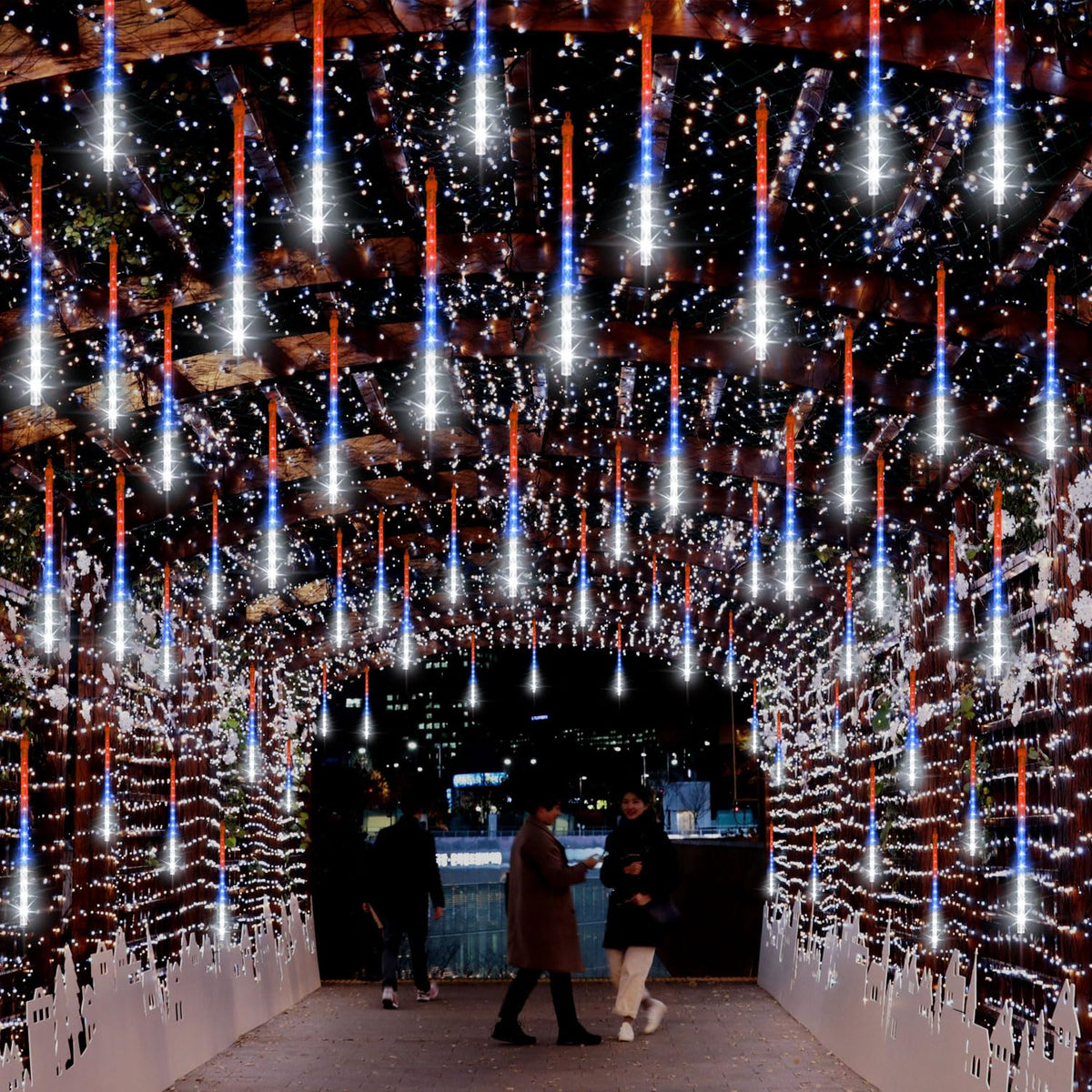 LampHOME IP44 waterproof outdoor lights withstand rain for durable Fourth of July displays